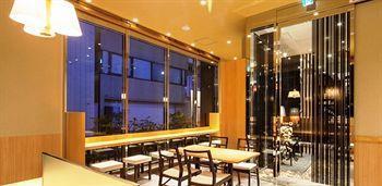 Apa Ginza Takaracho Eki Yaesu Minamiguchi 3* Tōkyō