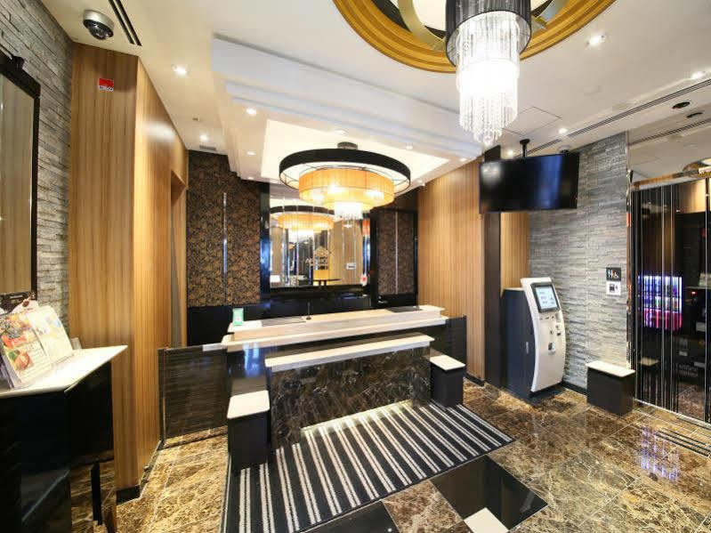 Apa Ginza Takaracho Eki Yaesu Minamiguchi Hotel Tōkyō